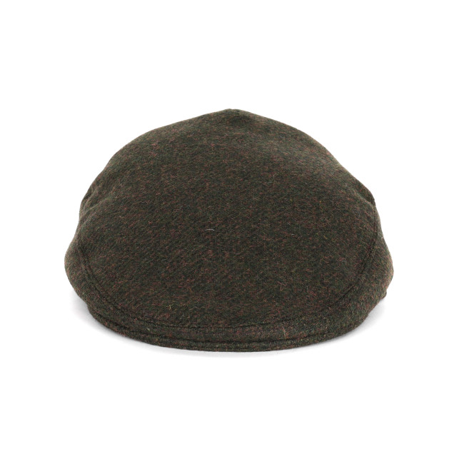 Lawrence and foster caps new arrivals
