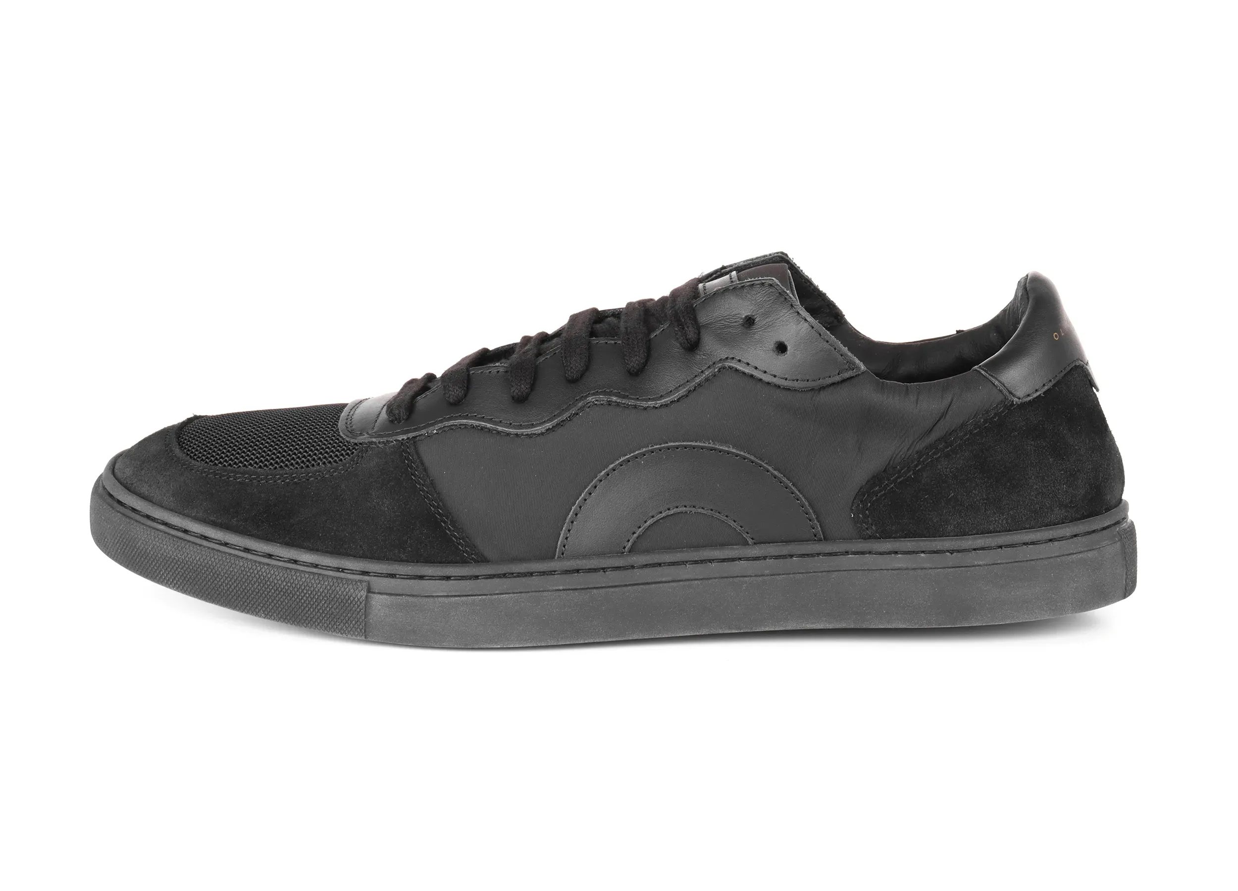 OLIVER CABELL "RUNNER LOW" SNEAKERS - CALFSKIN - BLACK